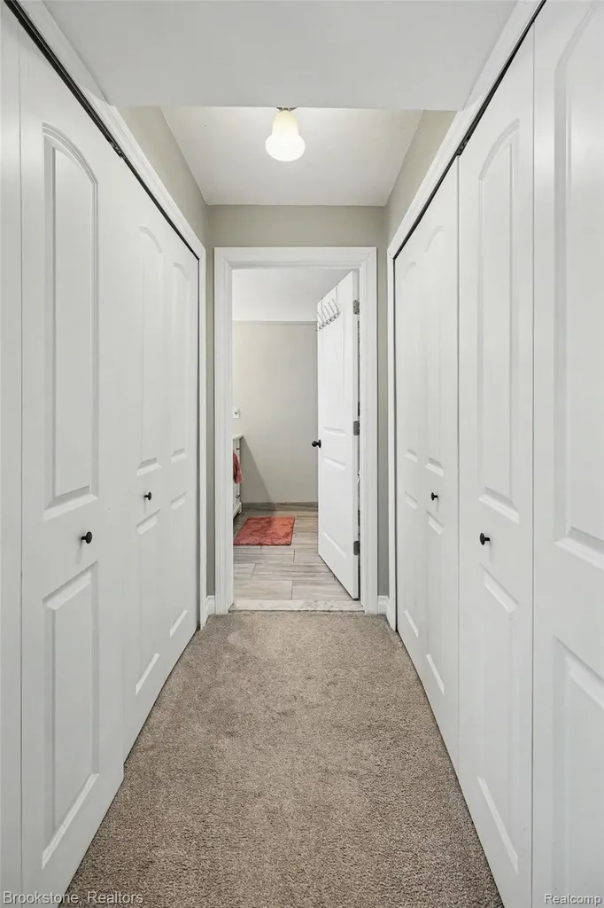 37815 Pineridge Street Harrison Charter Township MI 48045