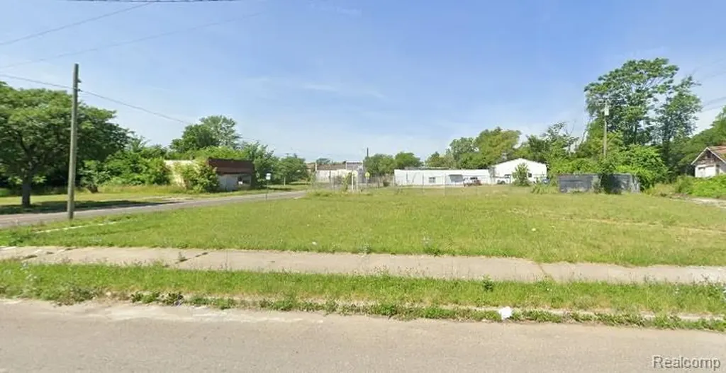1900 Puritan Street Detroit City MI 48203