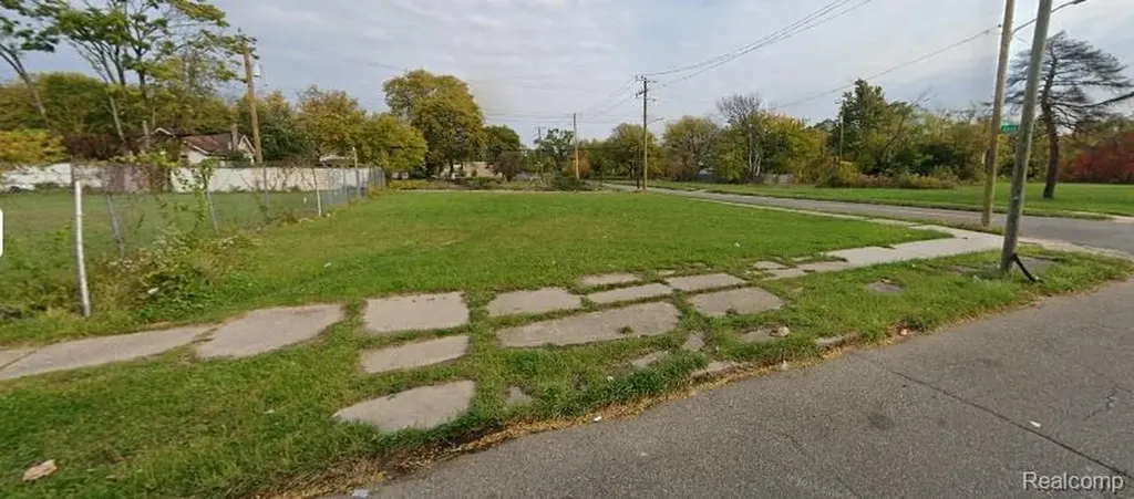 1900 Puritan Street Detroit City MI 48203