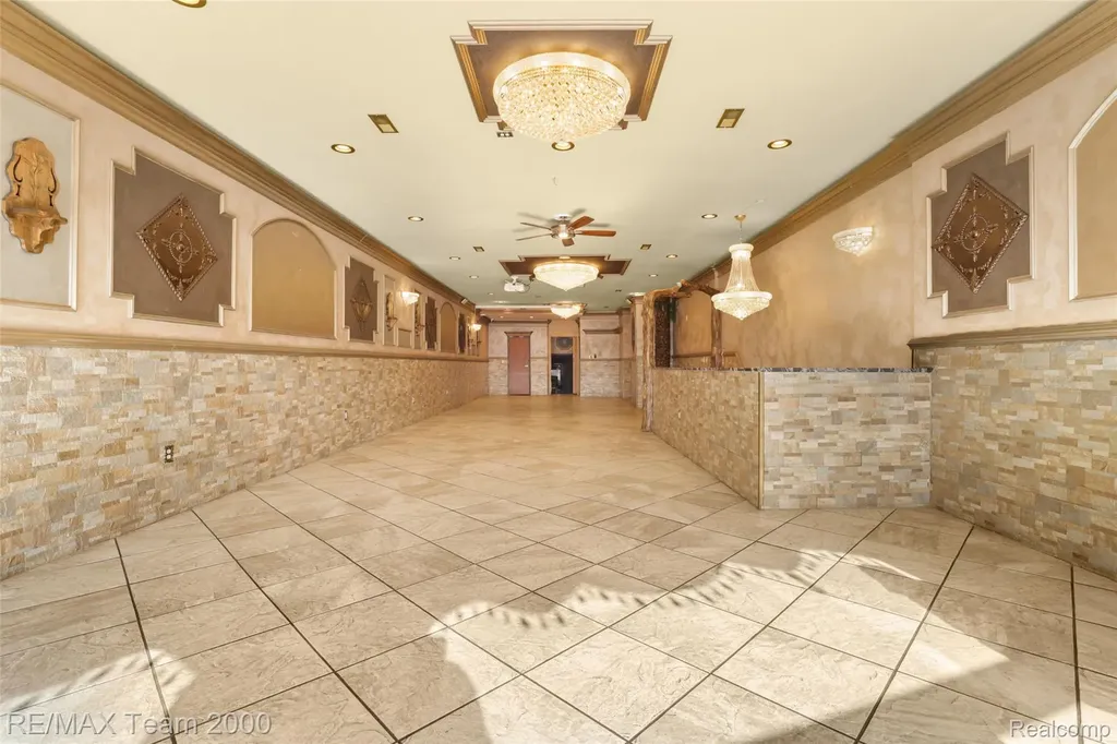 13210 Michigan Avenue Dearborn City MI 48126