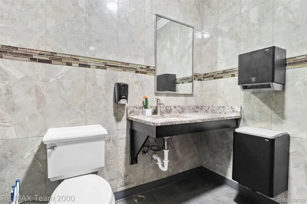 13210 Michigan Avenue Dearborn City MI 48126