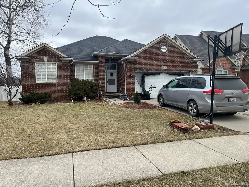33558 Ashton Drive Sterling Heights City MI 48312