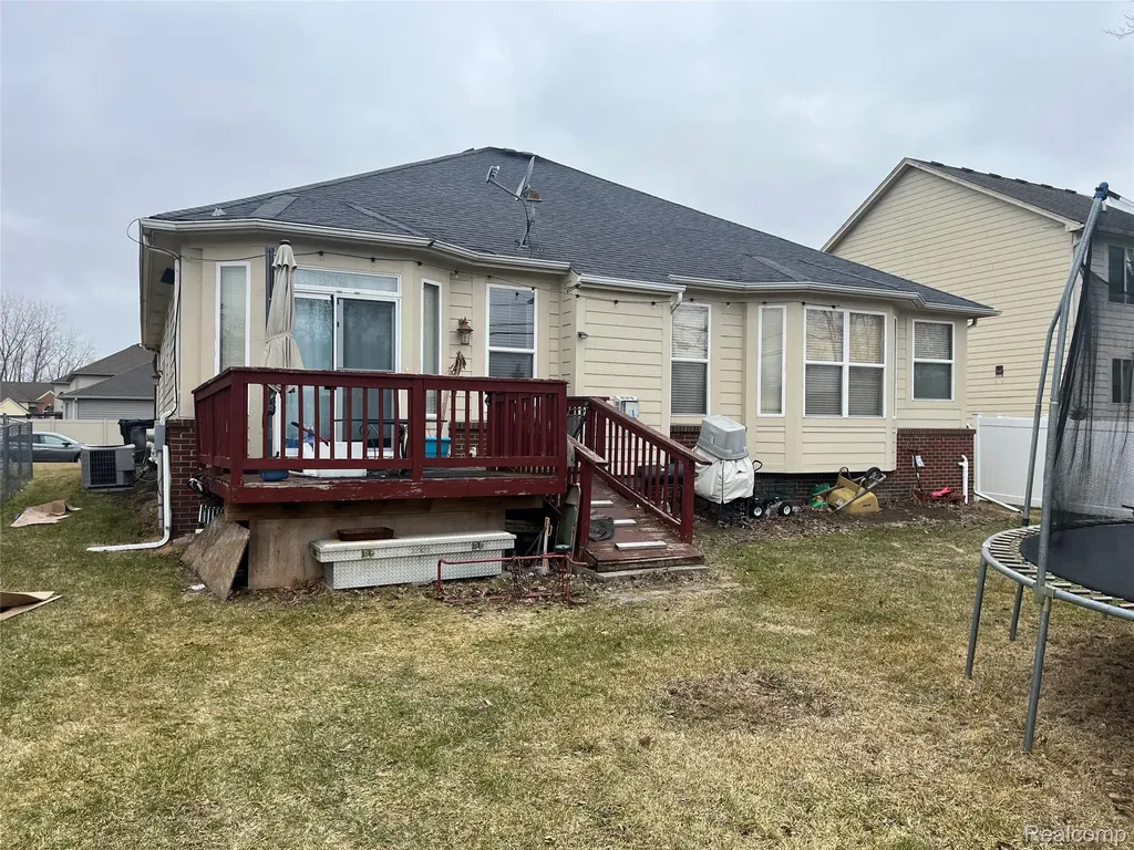 33558 Ashton Drive Sterling Heights City MI 48312