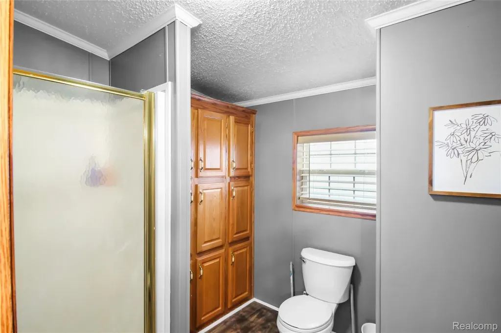 2351 Hiddenview Drive Berlin Charter Township MI 48166