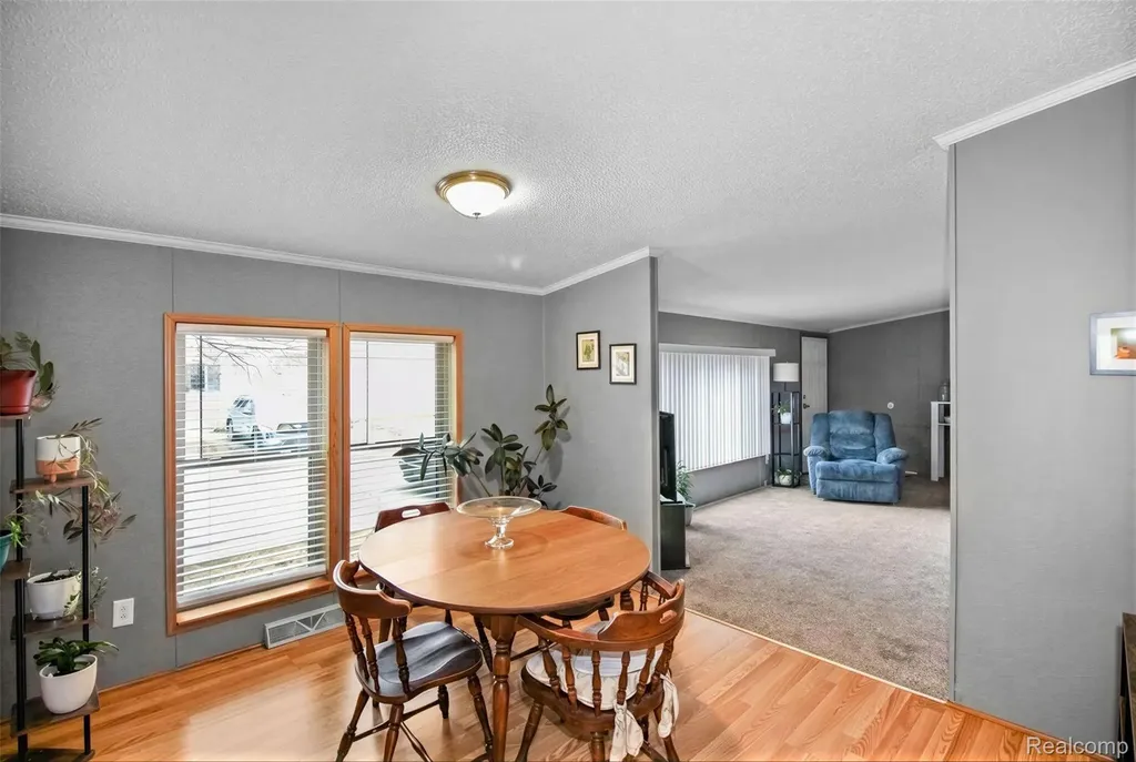 2351 Hiddenview Drive Berlin Charter Township MI 48166