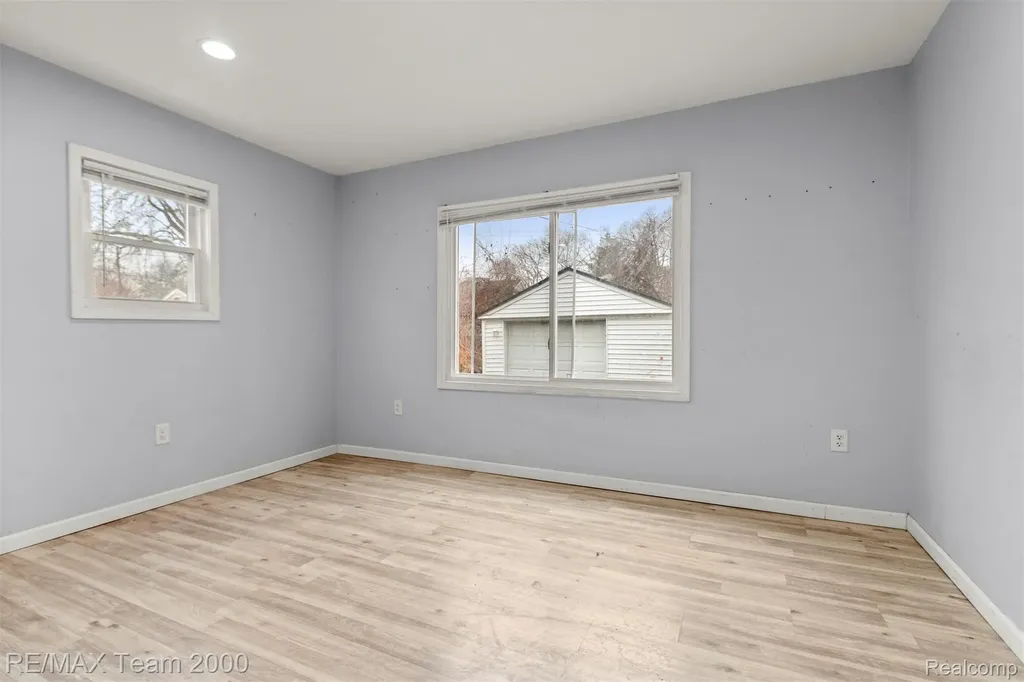 16145 Stahelin Avenue Detroit City MI 48219