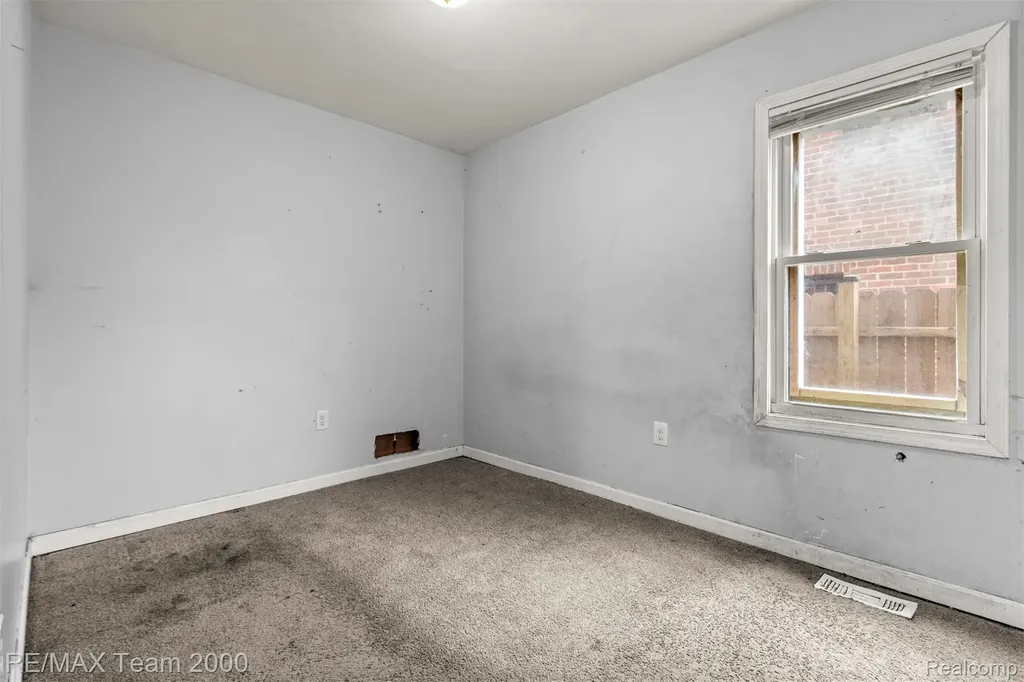 16145 Stahelin Avenue Detroit City MI 48219