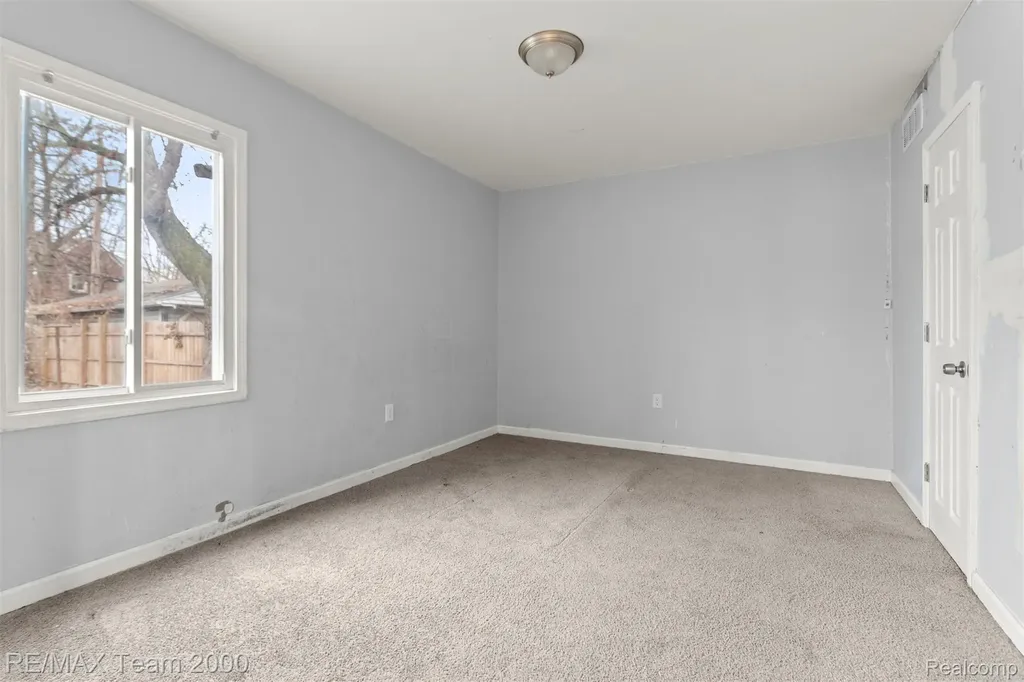 16145 Stahelin Avenue Detroit City MI 48219