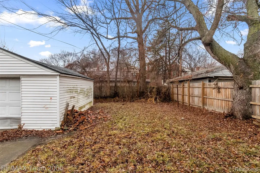 16145 Stahelin Avenue Detroit City MI 48219