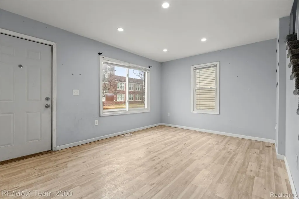 16145 Stahelin Avenue Detroit City MI 48219