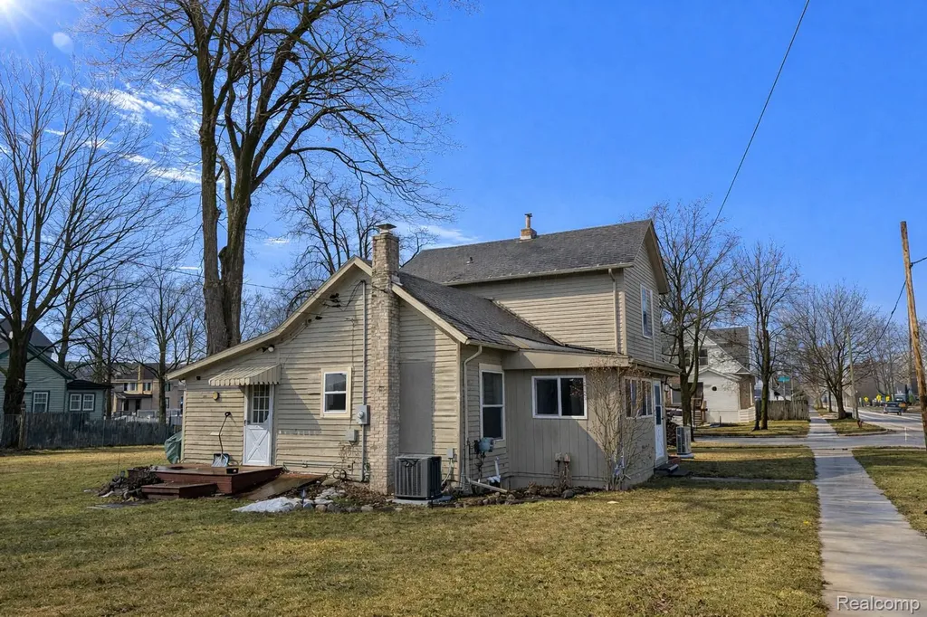 201 S Almer Street Caro City MI 48723