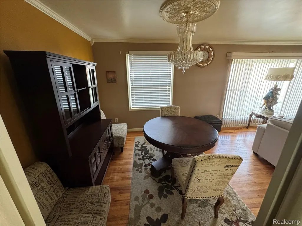 19648 Fleetwood Drive Harper Woods City MI 48225