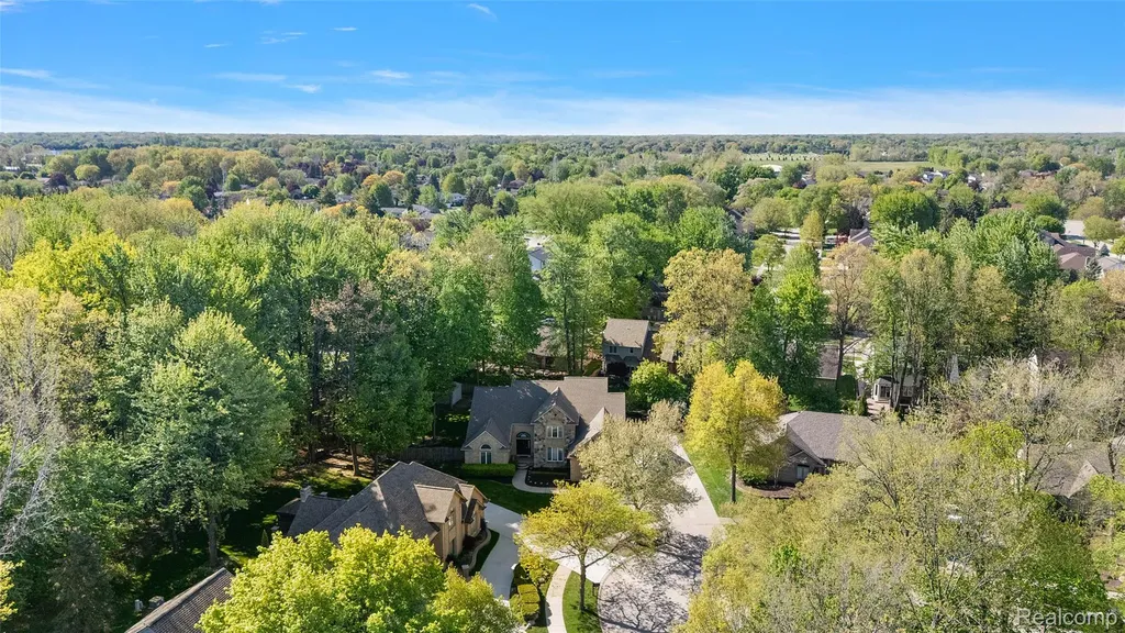 17840 Christine Boulevard N Clinton Charter Township MI 48038