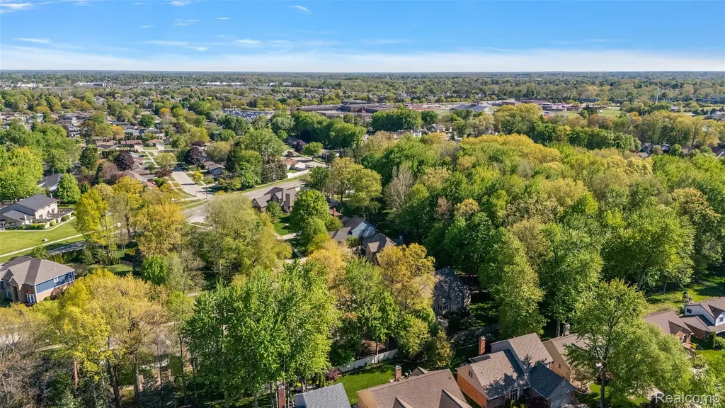 17840 Christine Boulevard N Clinton Charter Township MI 48038