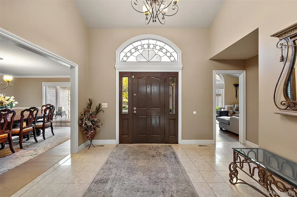 17840 Christine Boulevard N Clinton Charter Township MI 48038