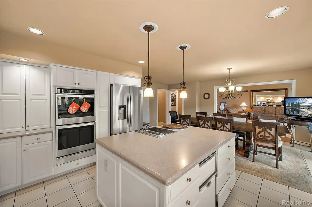 17840 Christine Boulevard N Clinton Charter Township MI 48038
