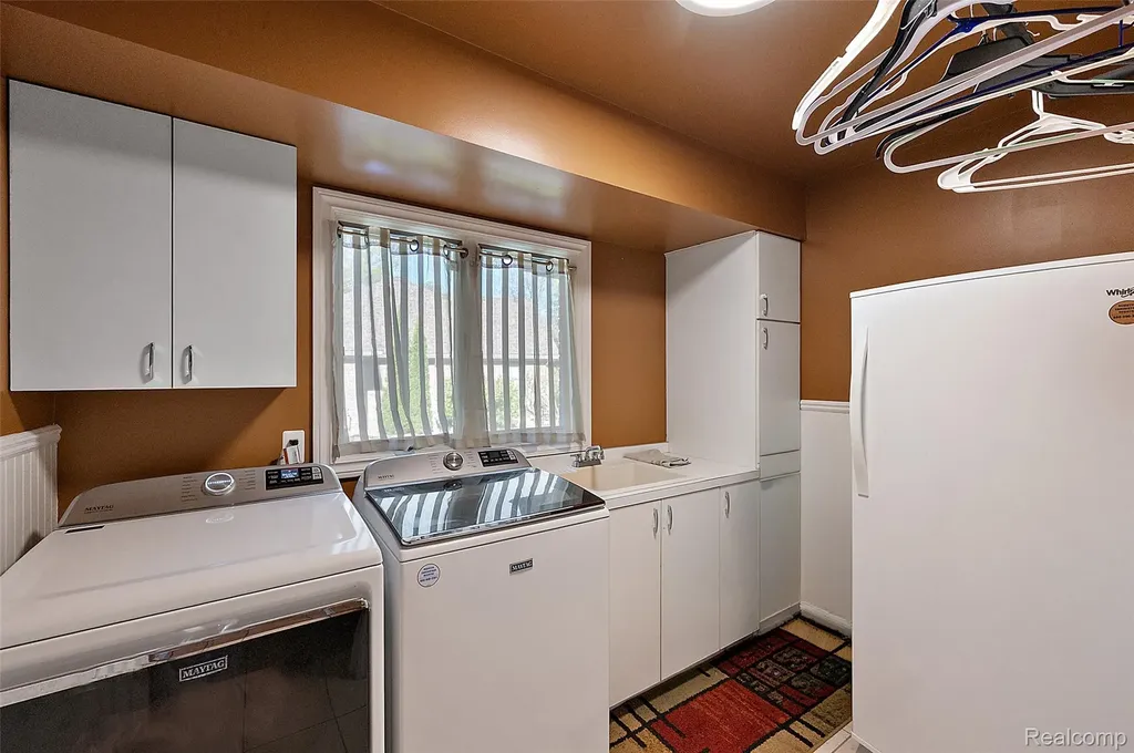 17840 Christine Boulevard N Clinton Charter Township MI 48038