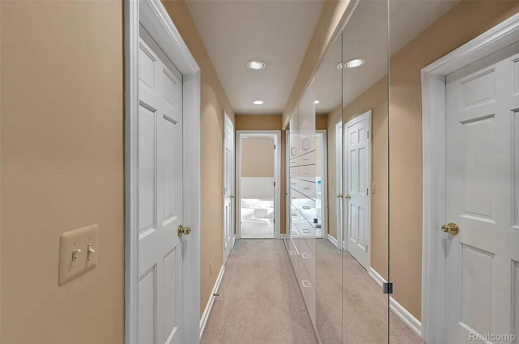 17840 Christine Boulevard N Clinton Charter Township MI 48038
