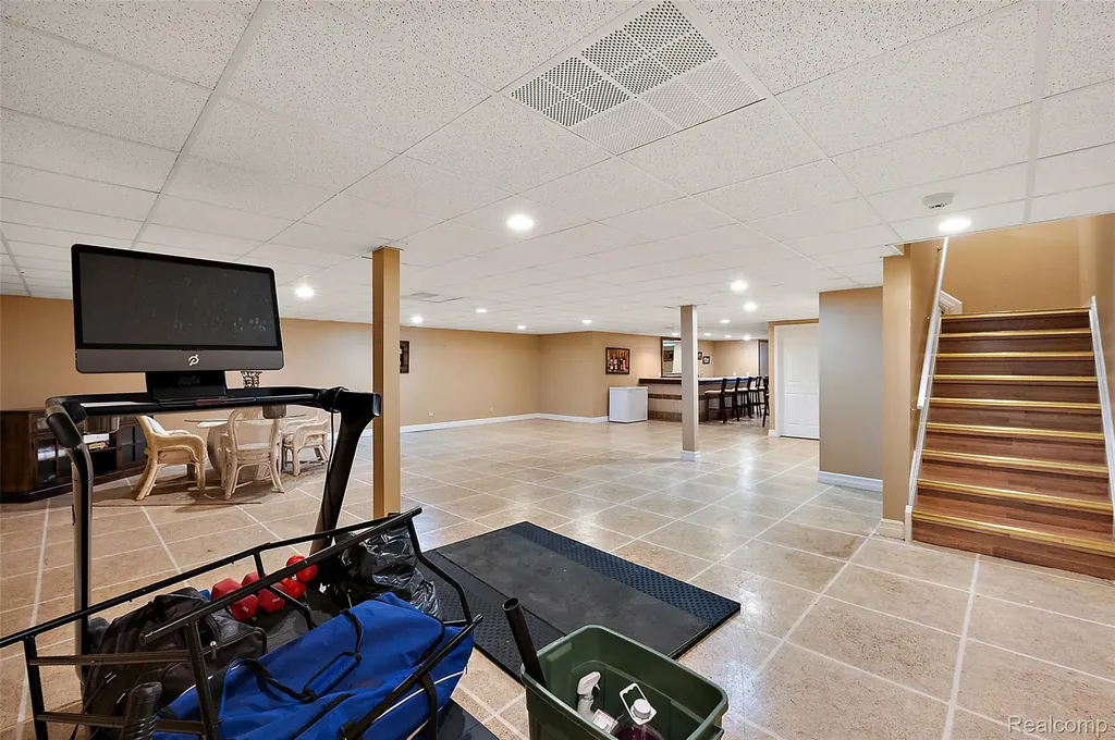 17840 Christine Boulevard N Clinton Charter Township MI 48038