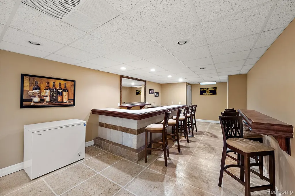 17840 Christine Boulevard N Clinton Charter Township MI 48038
