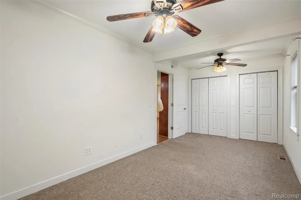 1925 Anne Avenue Lincoln Park City MI 48146