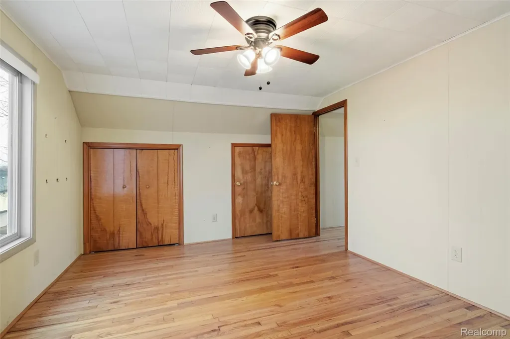 1925 Anne Avenue Lincoln Park City MI 48146