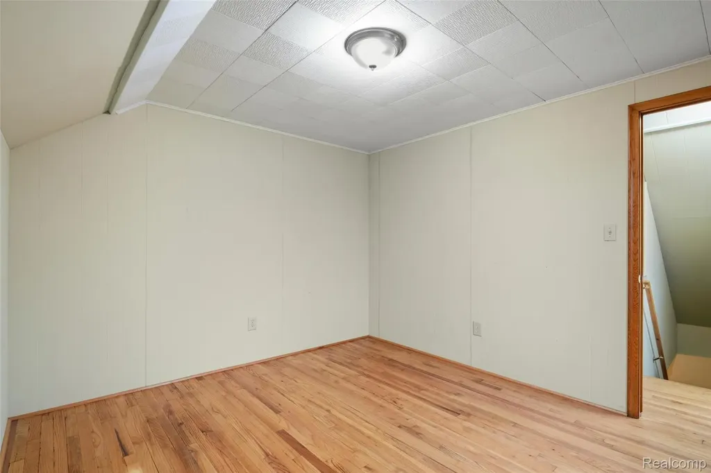 1925 Anne Avenue Lincoln Park City MI 48146