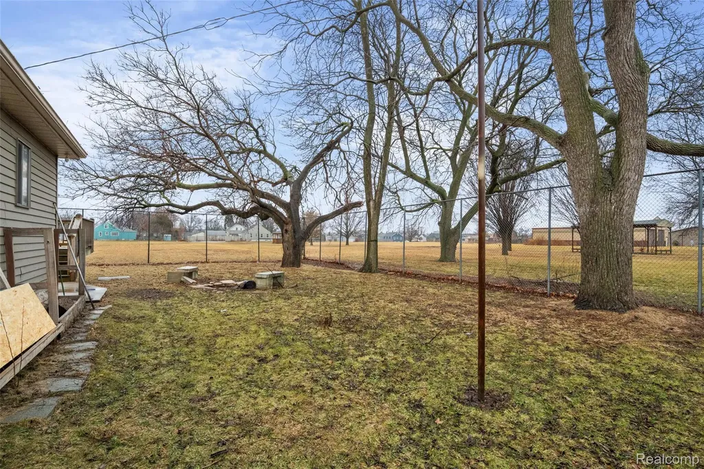 1925 Anne Avenue Lincoln Park City MI 48146