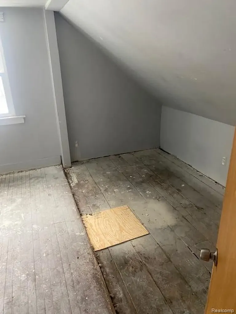 4703 Drexel Street Detroit City MI 48215