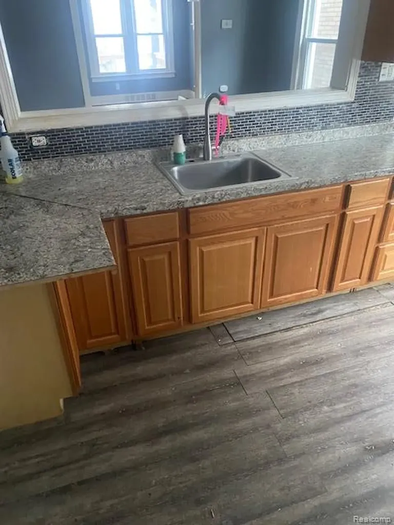 4703 Drexel Street Detroit City MI 48215