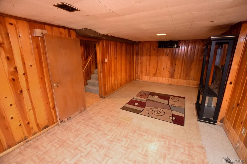 1701 Park Street Flint City MI 48503