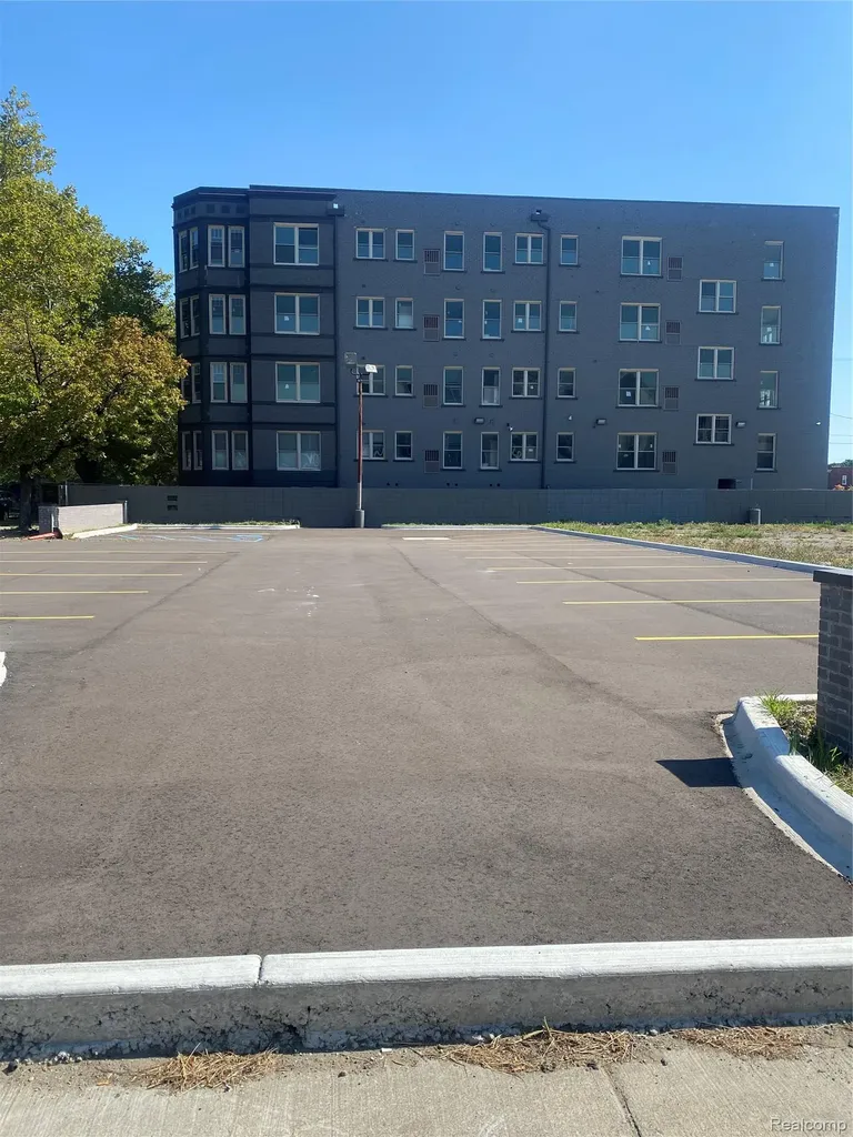 30 E Philadelphia Street Detroit City MI 48202