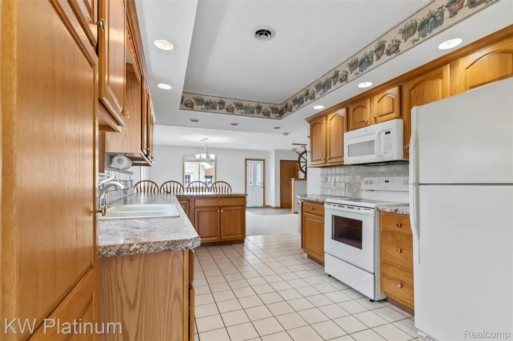 7811 Alexandria Drive Ira Township MI 48023