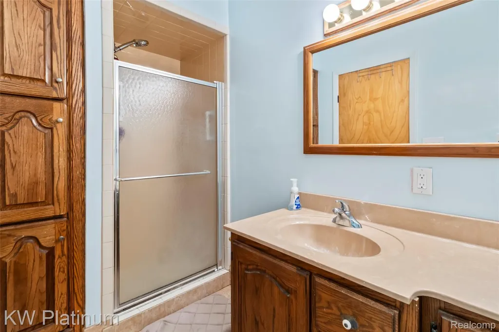 7811 Alexandria Drive Ira Township MI 48023