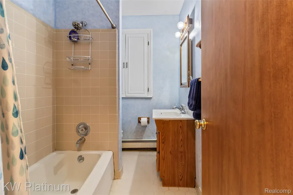 7811 Alexandria Drive Ira Township MI 48023