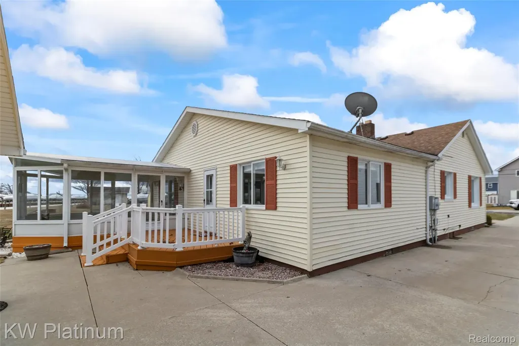 7811 Alexandria Drive Ira Township MI 48023