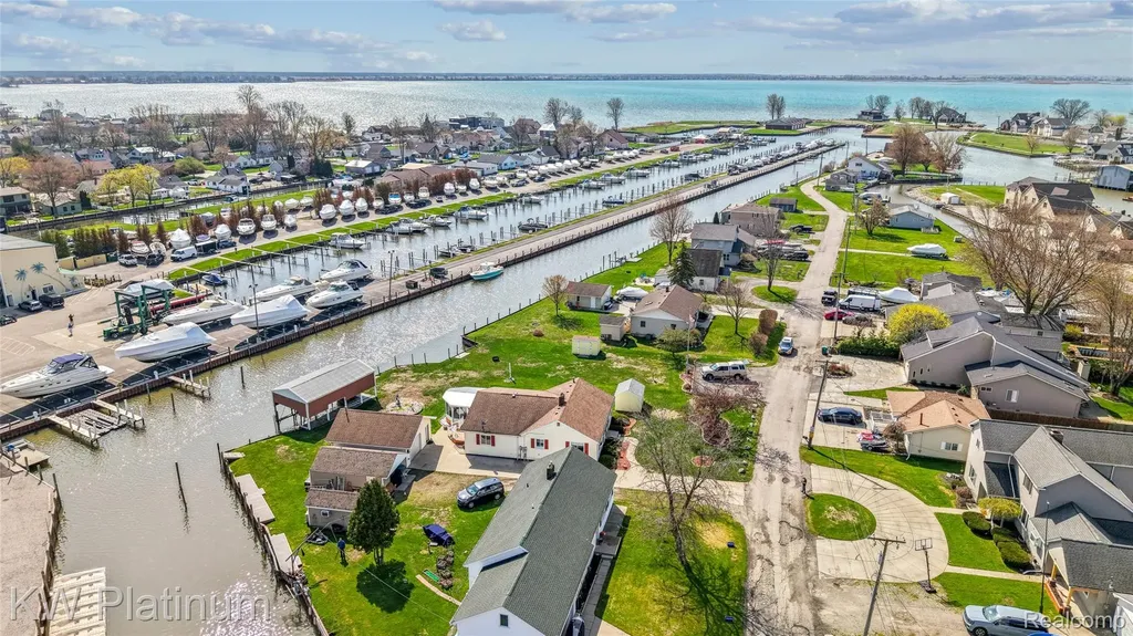 7811 Alexandria Drive Ira Township MI 48023