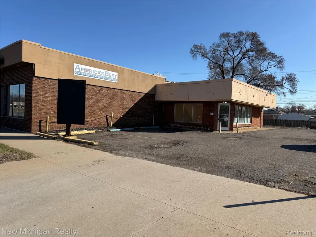 5347 Telegraph Dearborn Heights City MI 48125