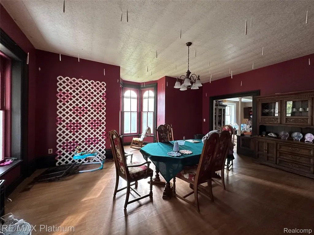 310 E Main Street Vernon Village MI 48476