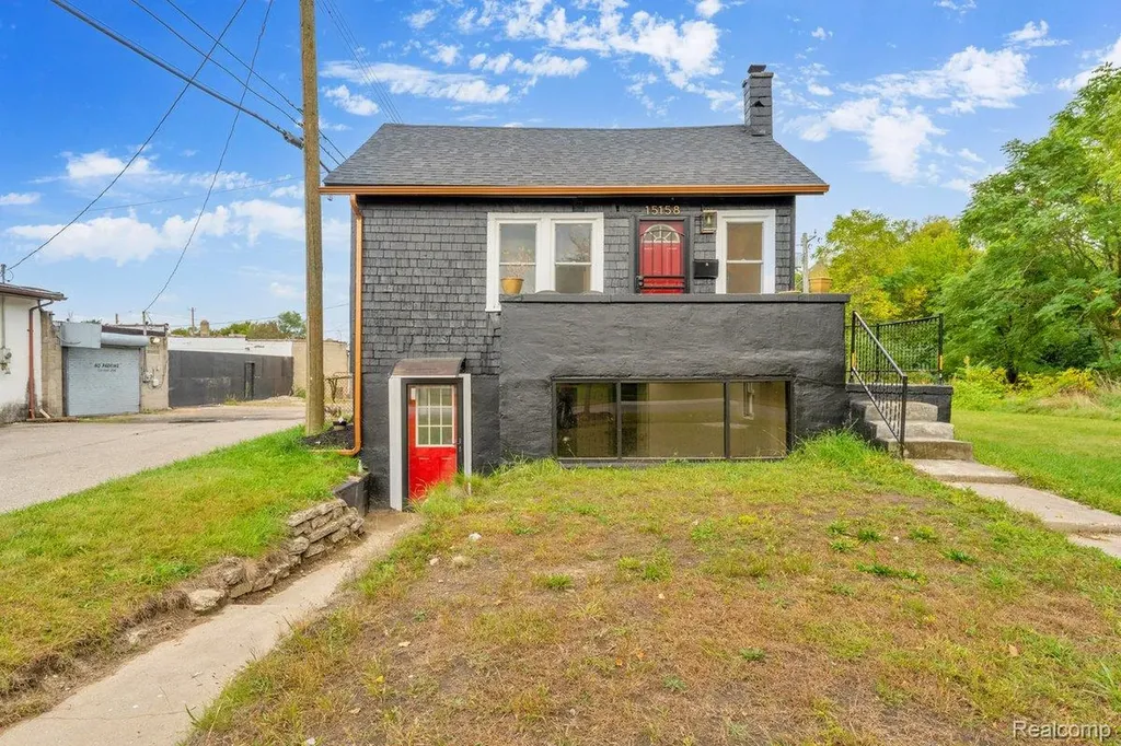 15158 Dacosta Street Detroit City MI 48223