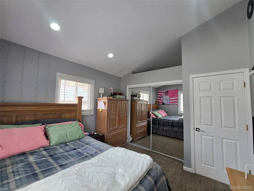 2909 Central Boulevard Highland Charter Township MI 48380