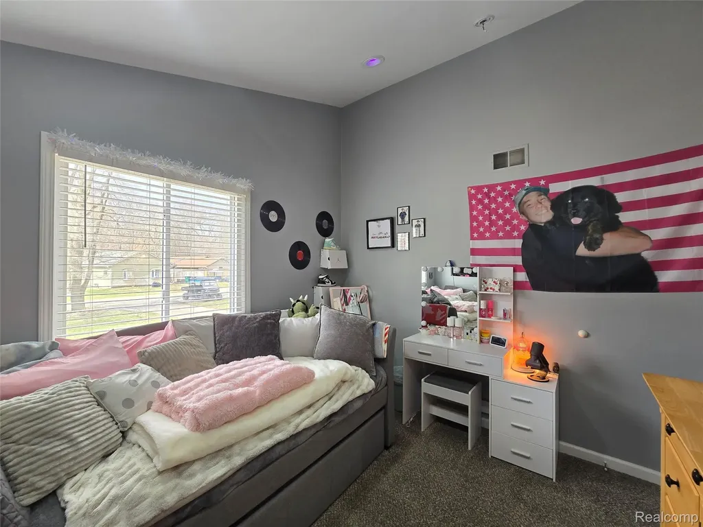2909 Central Boulevard Highland Charter Township MI 48380