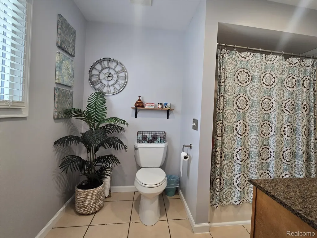 2909 Central Boulevard Highland Charter Township MI 48380