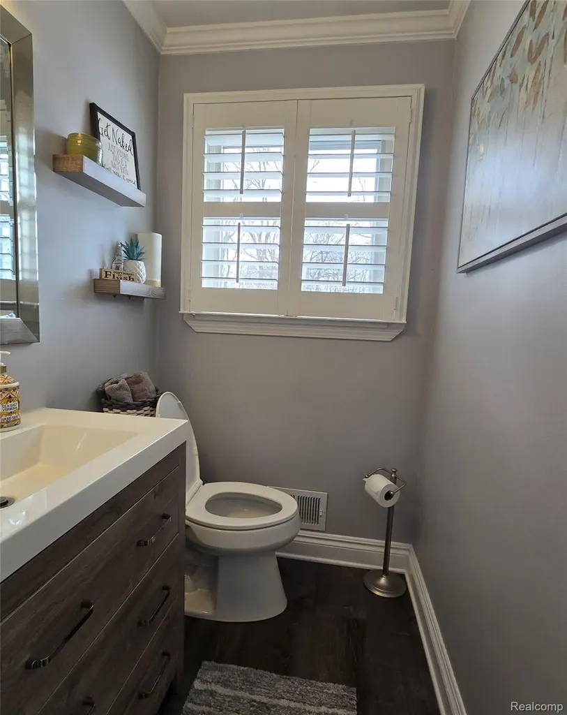 2909 Central Boulevard Highland Charter Township MI 48380