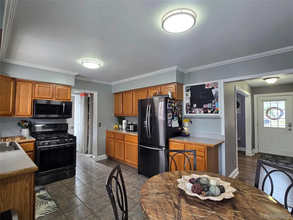 2909 Central Boulevard Highland Charter Township MI 48380