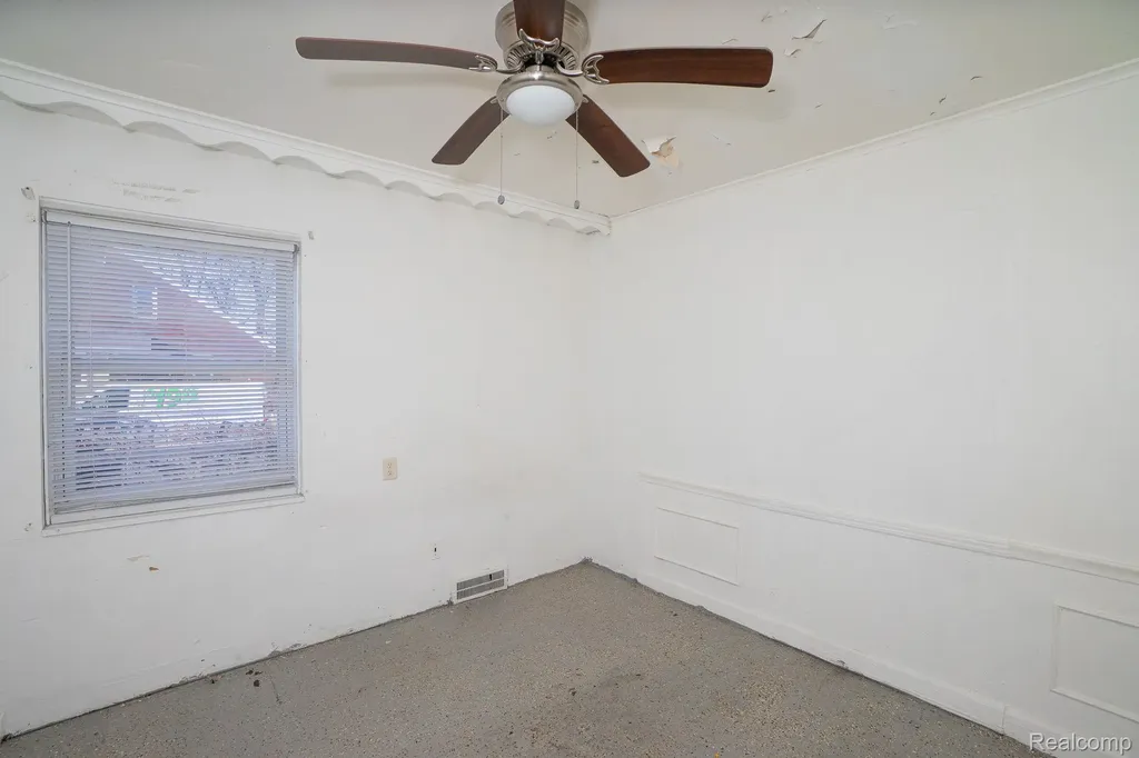 10785 E Outer Drive Detroit City MI 48224
