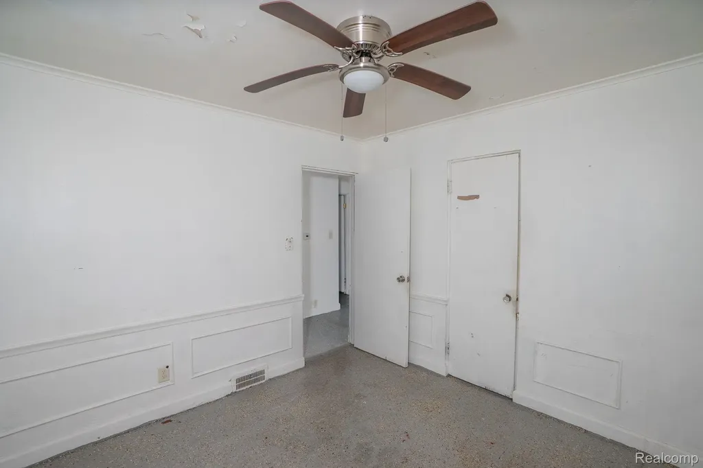 10785 E Outer Drive Detroit City MI 48224