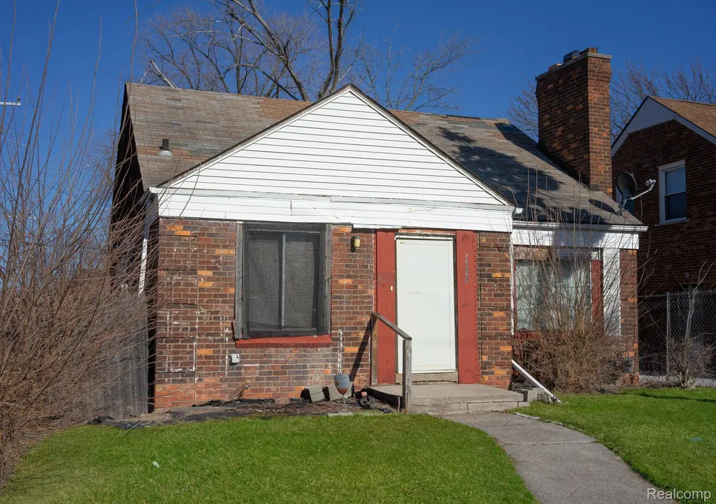 10785 E Outer Drive Detroit City MI 48224