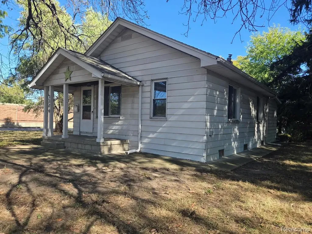 3370 Harris Street Ferndale City MI 48220