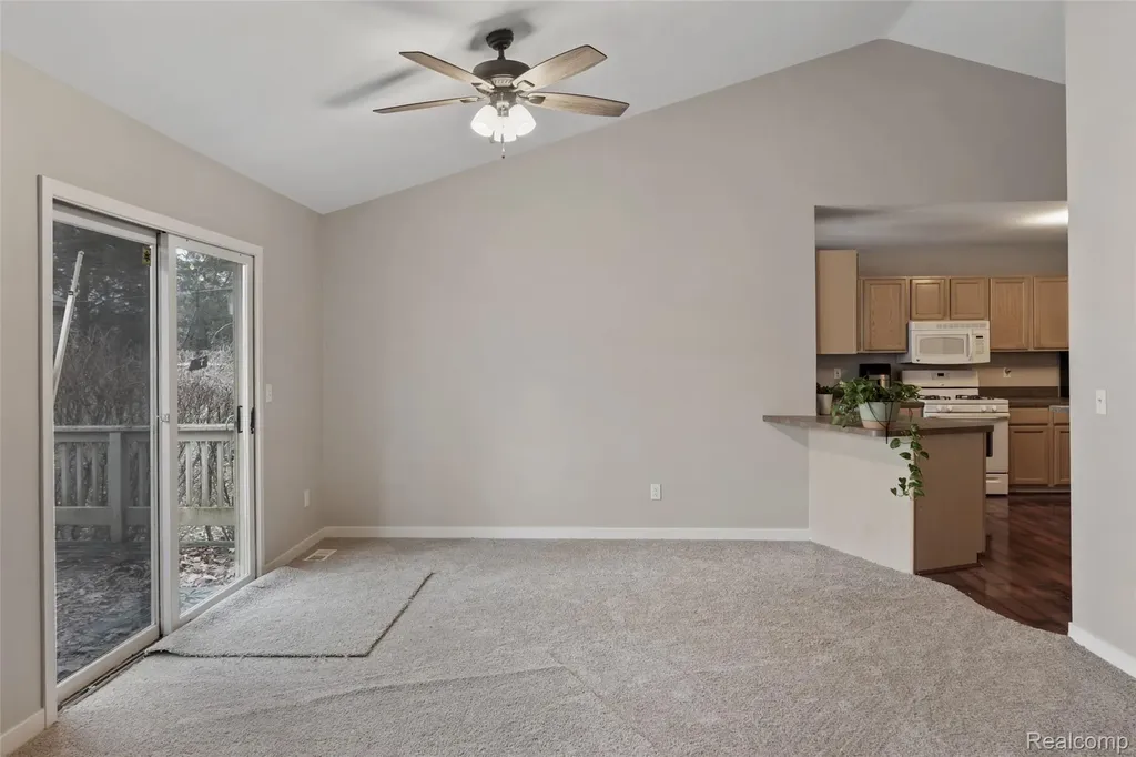 8732 Elizabeth Lake Road White Lake Charter Township MI 48386